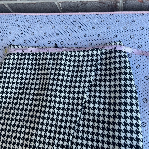 H & M houndstooth mini skirt - Picture 4 of 7